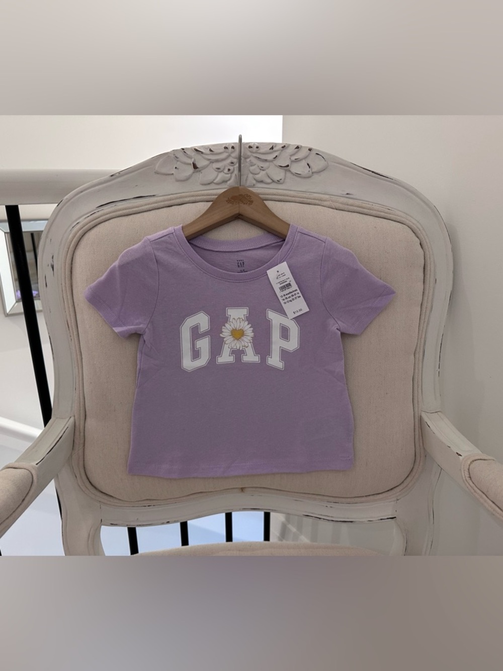 🤍 12~18 Mth GAP Lilac Short-Sleeve 100% Cotton Tee with Daisy Logo NWT